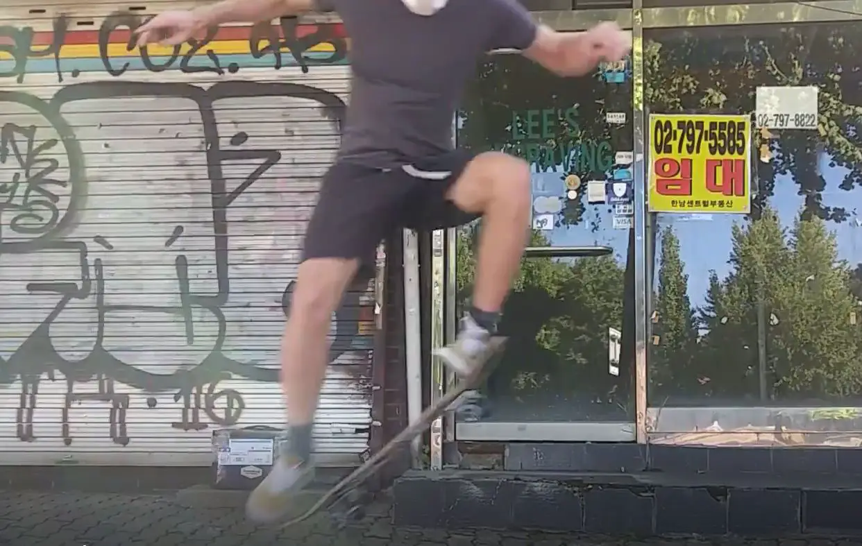 How To Ollie While Moving: A Visual Guide & Common Problems